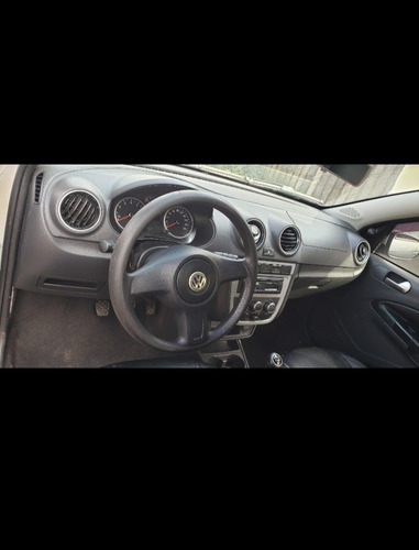 Imagem 2 de 13 de Volkswagen Gol 2009 1.0 Trend Total Flex 5p