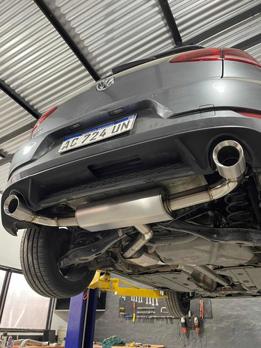 Imagen 8 de 11 de Volkswagen Golf 2018 2.0 Gti Tsi App Connect
