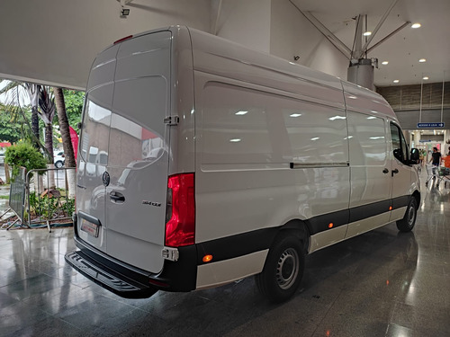 Mercedes-Benz Sprinter Furgão 2.2 Cdi 314 Street Longo Teto Baixo 9m3 5p 6 marchas