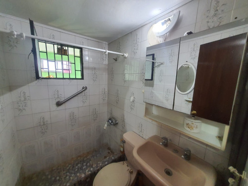 Se Vende Casa Esquina Maipu- Sector Mall Arauco