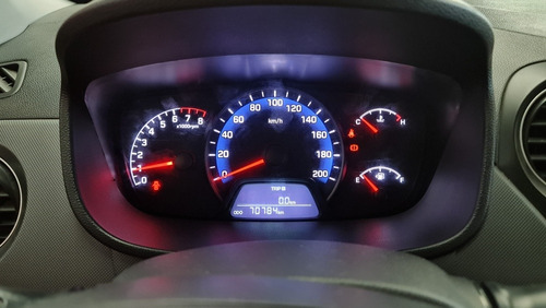 Imagen 15 de 15 de Hyundai Grand I10 2017 1.3 Gls Mt