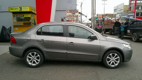 Volkswagen Gol Sedan 2013