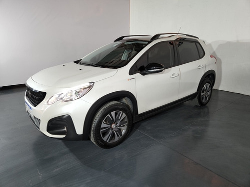 Imagen 1 de 7 de Peugeot 2008 1.6 In Concert Tiptronic