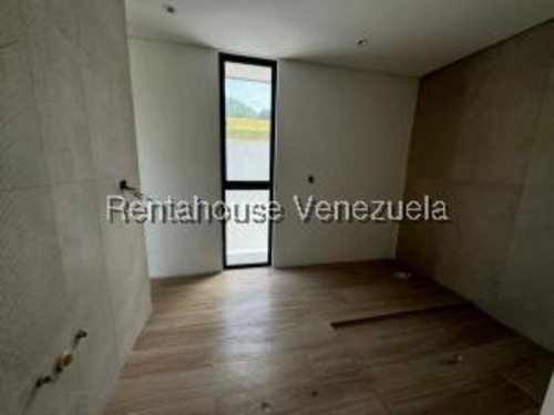 #25-18155 Hermosa Casa En Prados Del Este