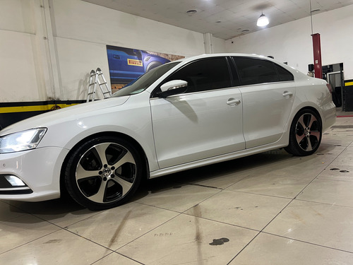 Volkswagen Vento 1.4 Comfortline 150cv At