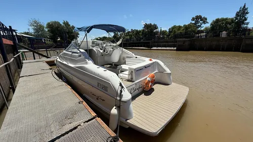 Lancha Cuddy Chris Craft 26 Volvo V8 300hp Duo Prop Crowne