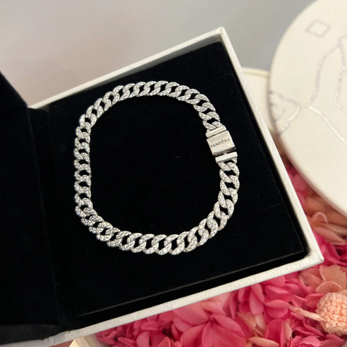 Brazalete Cadena Cubana En Pavé Color Plateado Largo 18 Cm