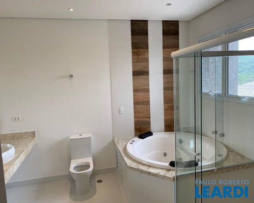 Casa Em Condomínio - Tamboré - Sp - 615704