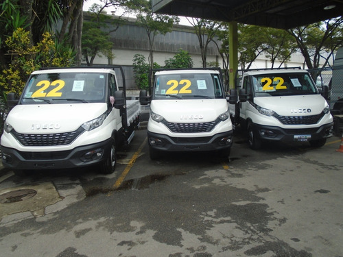 Imagem 4 de 16 de Iveco Daily 35-150