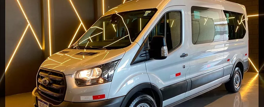 Ford Transit 15 Lugares