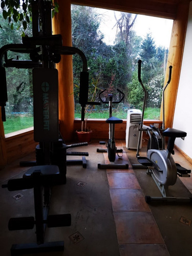 Imagen 15 de 17 de Vivienda Con Piscina Temperada Y Vista Al Lago