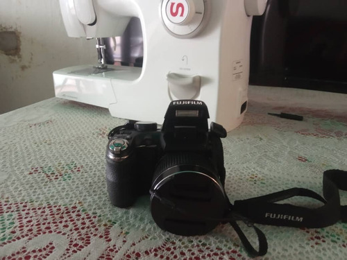 Imagen 5 de 8 de Camara Fujifilm Finepix S3300