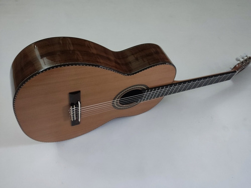 Imagem 6 de 10 de Violão Luthier Araujo Imbuia/cedro Nylon