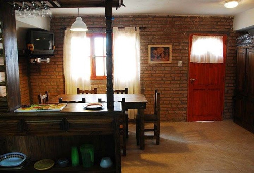 Imagen 9 de 14 de Villa Giardino. Cabañas Capacidad 2/3 Y 4/6 Personas.