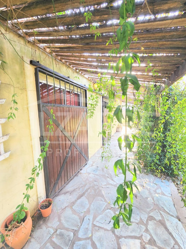 Casa-quinta A Pocos Mts De Ruta 20 Y J.m.r