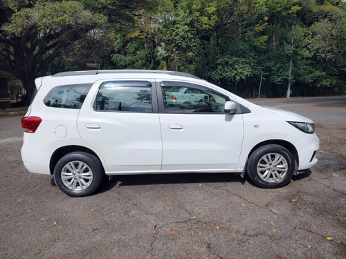 Imagem 4 de 12 de Spin Lt 1.8 Automática 2019