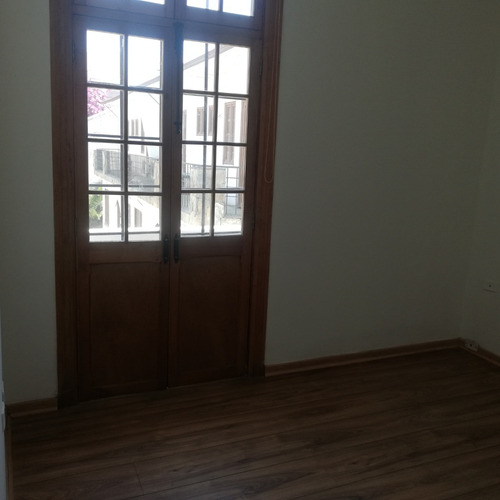 Excelente Casa Comercial Sector Parque Bustamante