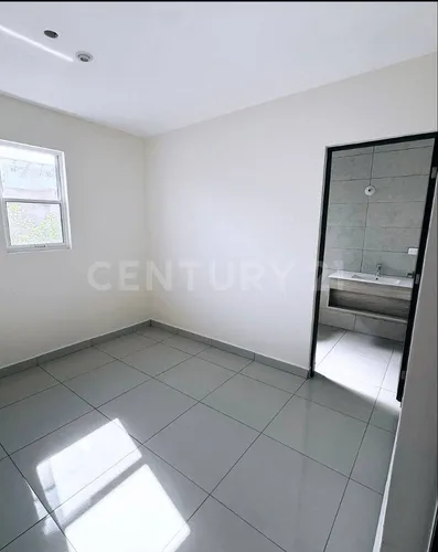 Casa En Venta En Col. El Roble En San Nicolas De Los Garza