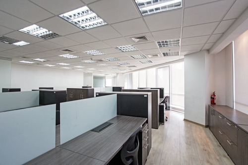 Oficina En Venta De 1 Privado En Las Condes