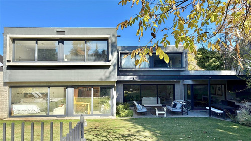 En Condominio: Bernardo Larrain - Av. La Dehesa