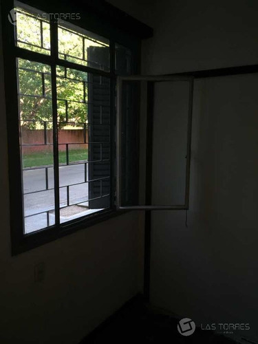 Apartamento - La Comercial - Al Frente, G.c Aprox 1200