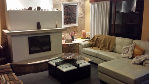 Casa En Venta Y Alquiler En Punta Del Este, Zona De Playa Mansa.- Ref: 18669