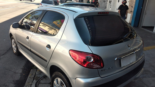Peugeot 207 1.4 Sedan Xr 2009
