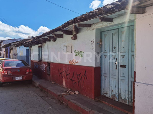 Terreno En Venta, Barrio De Santa Lucia San Cristobal De Las Casas, Chiapas