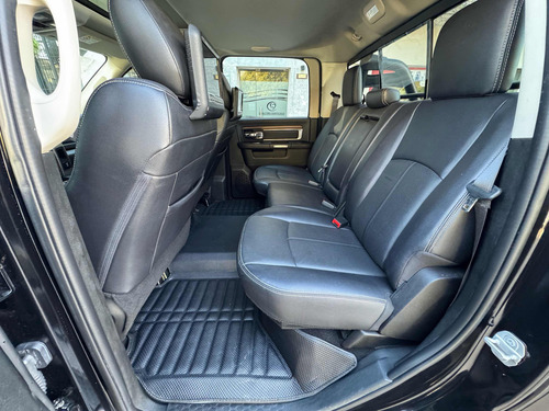 Dodge Ram 1500 Laramie 5.7 V8 4x4
