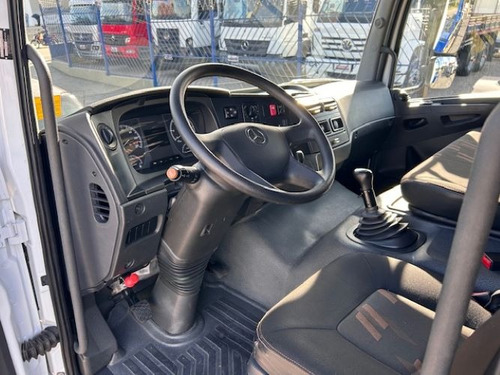 Mb 2426 Poliguindaste