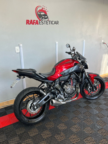 Moto Mt 07 A Top Das Naked Pneu Round 6 Abs F