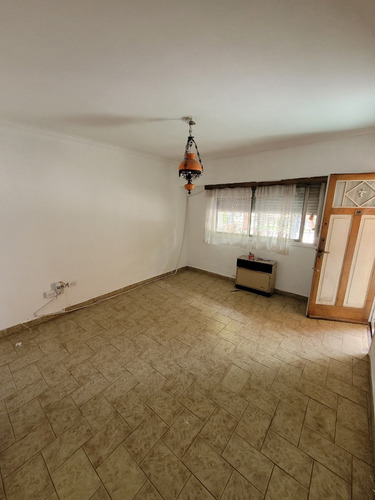 Chalet Con Depto, Apto Credito. Quilmes Oeste
