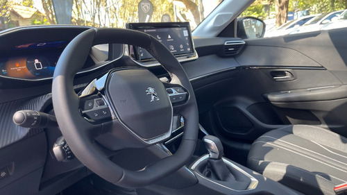 Imagen 20 de 25 de Peugeot 208 Feline Tiptronic Am24 0km