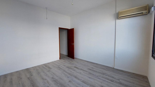 Imagen 11 de 17 de Apartamento En Venta 2 Dormitorios En Centro - Luminoso Y De Ambientes Amplios