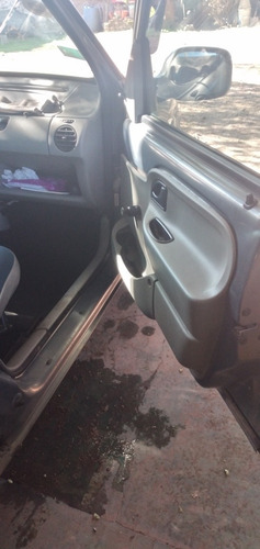 Renault Kangoo 1.6 2 Confort 5as Aa Da Svt 1plc 2011