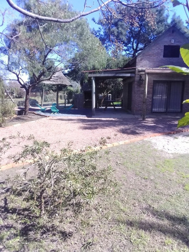 Imagen 4 de 15 de Cabaña Duplex Con Piscina A 8km De Atlantida.pinamar 2 De Playa