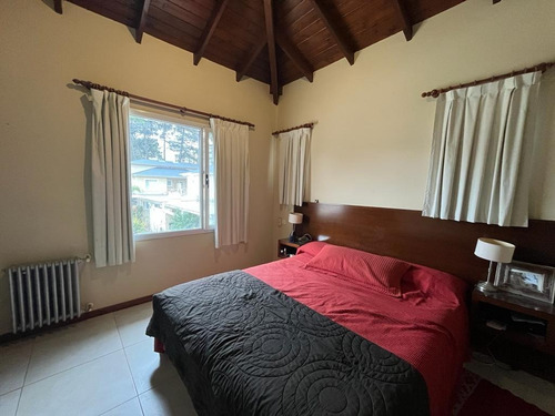 Venta De Triplex Ubicado En Complejo Tridente Pinamar