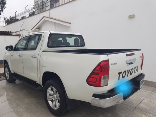 Toyota Hilux Srv