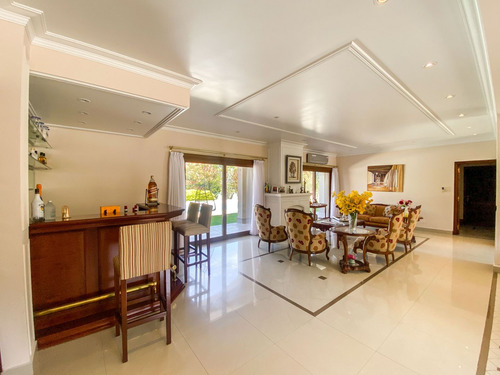 Casa En Venta 15 Ambientes En Saint Thomas Sur, Canning