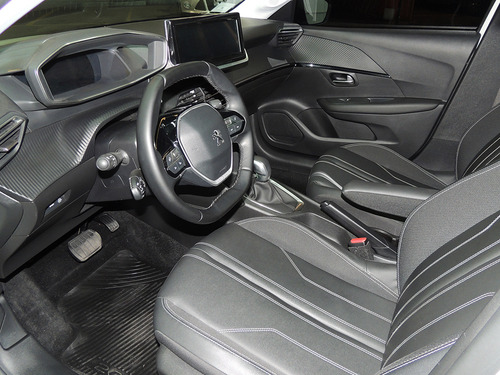 Peugeot 208 1.6 Feline Tiptronic