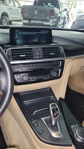 BMW Serie 3 3.0 330i Sedan Sport Line 252cv