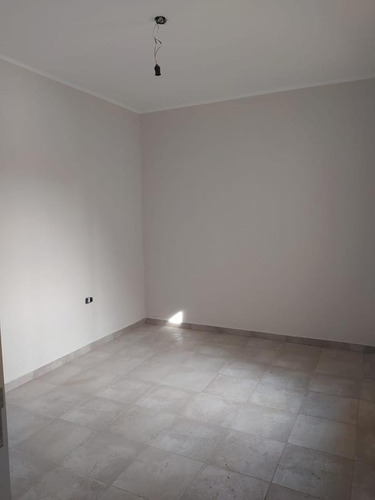 Imagen 3 de 5 de Casa - Castellanos
