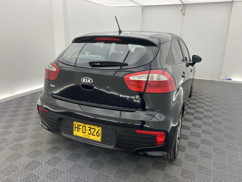Imagen 12 de 25 de Kia Rio Spice R 1.4 At