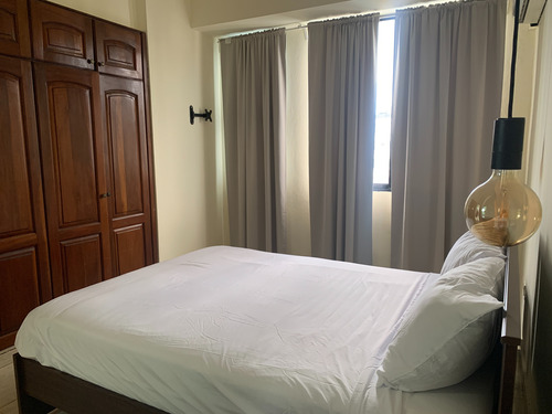 Apartamento En Venta En El Vergel, Santo Domingo