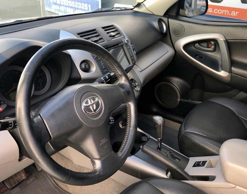 Imagen 2 de 14 de Toyota Corolla 1.8 Xei Mt 136cv 2012