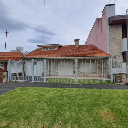 Casa En Punta Mogotes