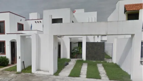 Casa En Venta C. 62 Gran Santa Fe Caucel Yucatan/ Recuperacion Bancaria Laab2