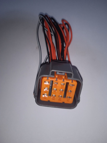 Conector Cuerpo Aceleracion Mazda 12 Pines 