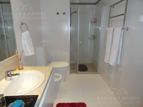 Departamento - Playa Brava, Le Parc, 2 Suites, Toilette Y Dependencia