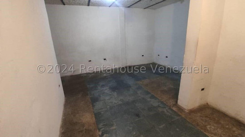 Acogedor Local Comercial En Alquiler - Urb. El Hatillo